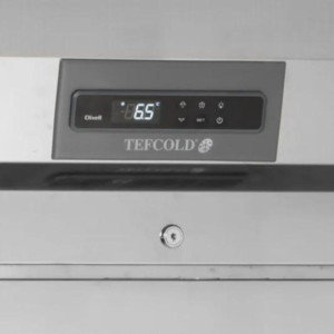 Positiivne GN 2/1 klaasitud roostevabast terasest külmkapp - 484 L TEFCOLD: Toiduainete optimaalne säilitamine, suurenenud nähta