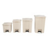Pedaaliga prügikast Beige 87L Rubbermaid Step-On: Vastupidavus ja hügieen
