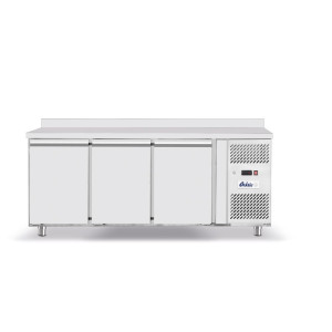 Lauakülmik kolme uksega Profi Line 420L - Bränd HENDI - Fourniresto